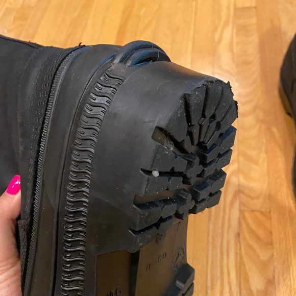 Excellent Condition Baffin Women Nunavut Winter Boots - Size 9 runs big like 9.5 - Picture 4 of 8